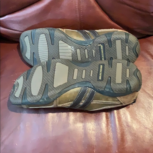 Shoes - Picture 3 of 5